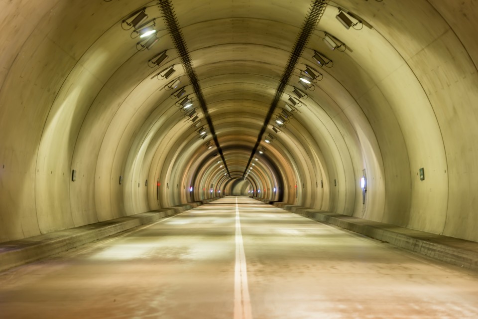 道路・トンネル工事